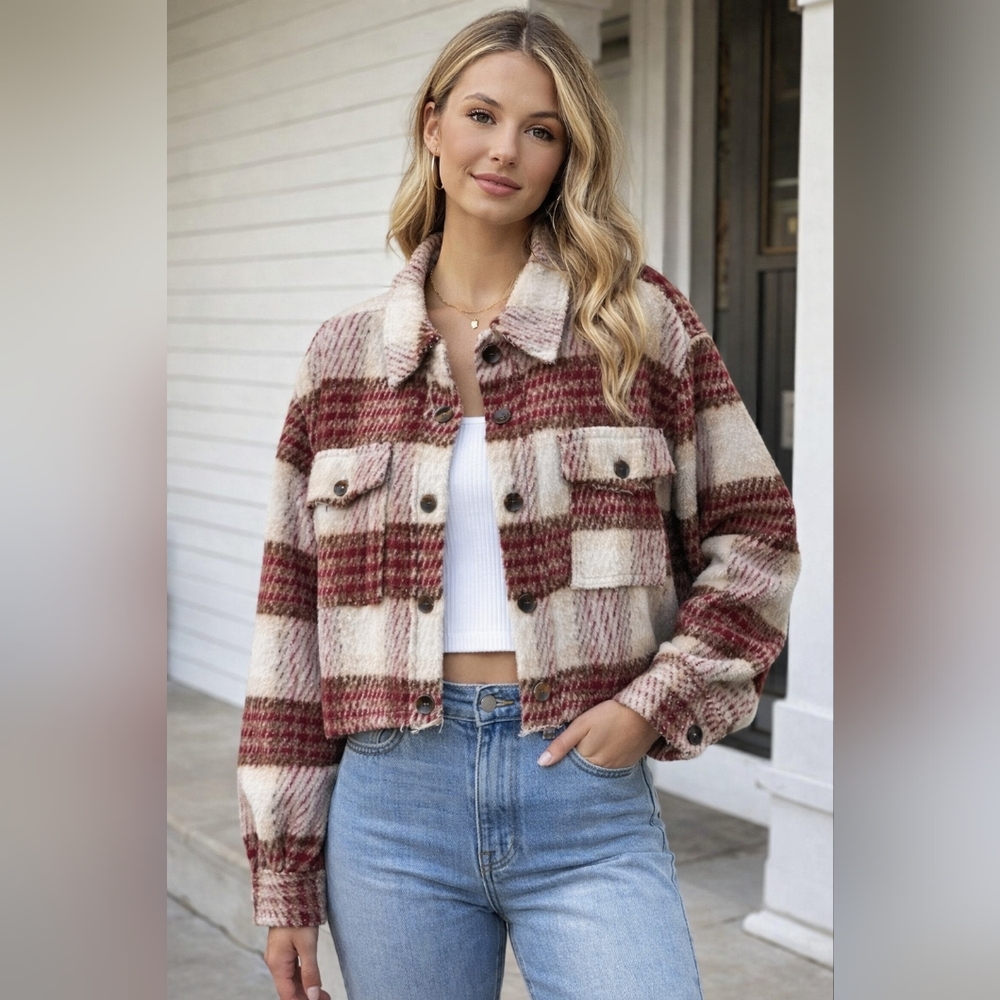 La Miel Cropped Plaid Shacket Jacket Women’s Small Burgundy Cream Oversized Butt